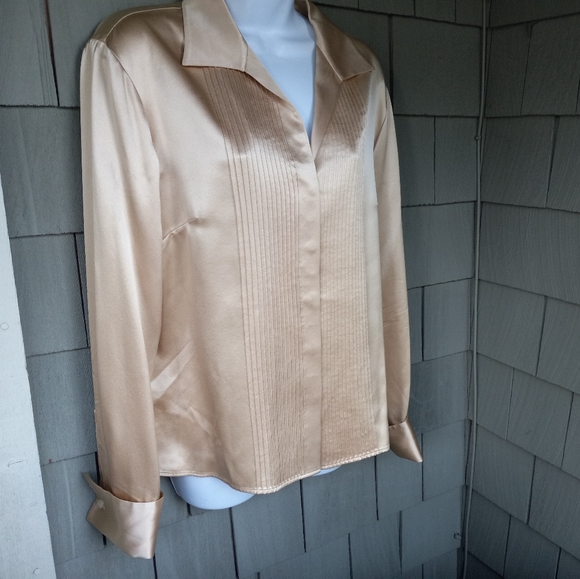 Lafayette 148 Silk Button-down Shirt - Picture 2 of 8